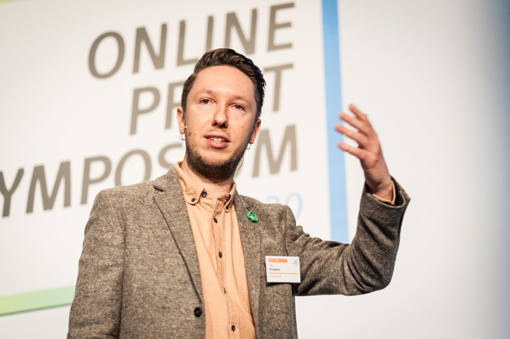 Tobias Köngeter beim Online-Print-Symposium 2020